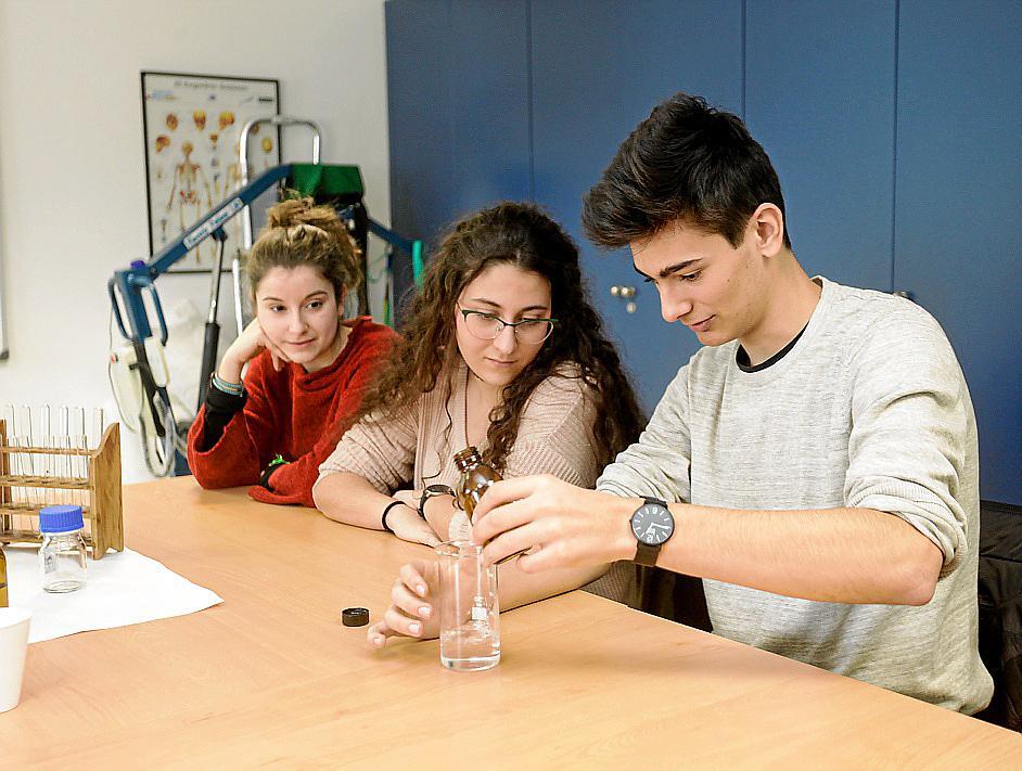 Once alumnos de Bachillerato participan en las Olimpiadas de Química